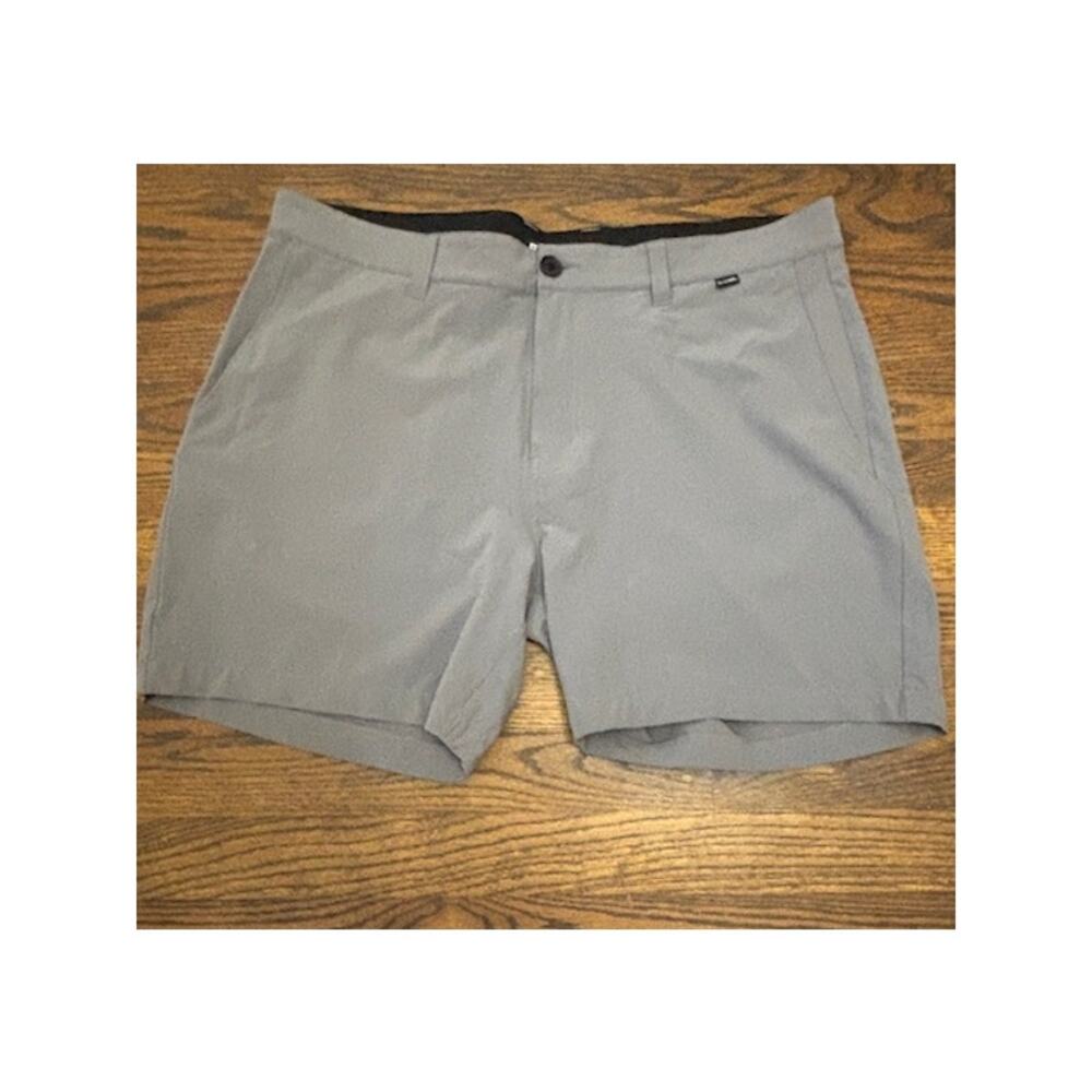 Travis Mathew Shorts Golf Performance Size 38 Stretch Gray 7" Inseam